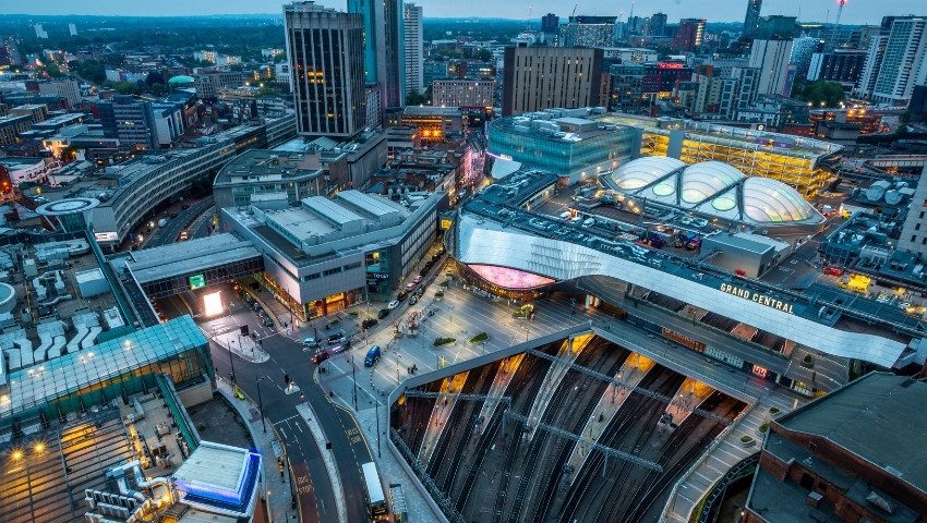 Öffentliche Verkehrsmittel in der Stadt Birmingham