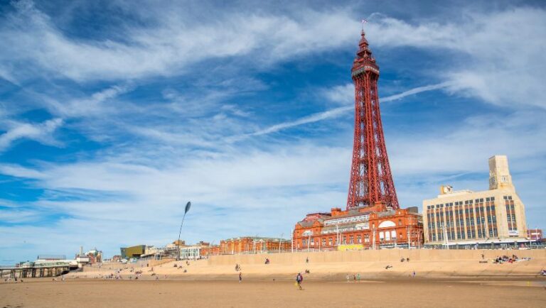 The 8 best activities in Blackpool Tower